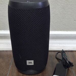 JBL Link 10 Black Portable Speaker